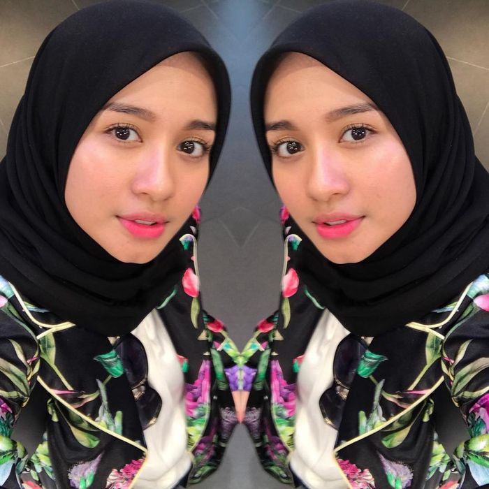 Tampil cantik natural ala Laudya Cynthia Bella dengan lipstik