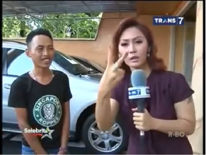 Asisten rumah tangga Inul Daratista yang bernama Ucup