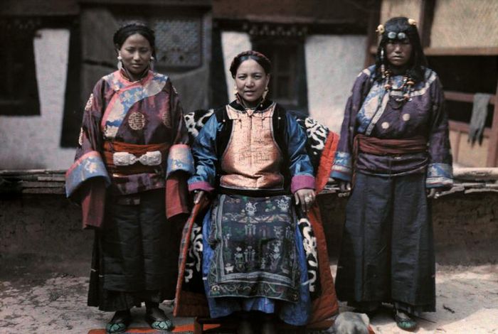 Putri dari Kerajaan Muli. Foto diambil pada 1930-an.