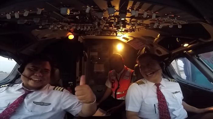 Pilot Senior Sebut Kopilot Harvino (kiri) Seharusnya Tidak ke Pangkal Pinang dan Terbang dengan Pesa