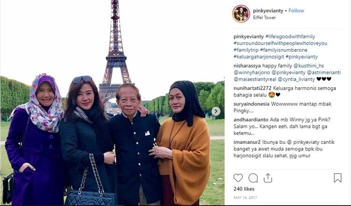 Pinky Evianty, kakak kandung Maia Estianty berlibur bersama keluarga