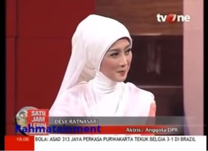 Desy Ratnasari saat menceritakan kedekatan sang putri, <a href='https://manado.tribunnews.com/tag/nasywa-nathania-hamzah' title='Nasywa Nathania Hamzah'>Nasywa Nathania Hamzah</a> dengan <a href='https://manado.tribunnews.com/tag/irwan-mussry' title='Irwan Mussry'>Irwan Mussry</a>