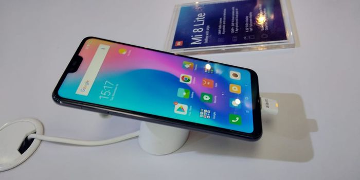 Xiaomi Mi 8 Lite