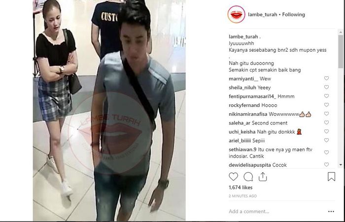 Kriss Hatta tertangkap kamera jalan bersama wanita