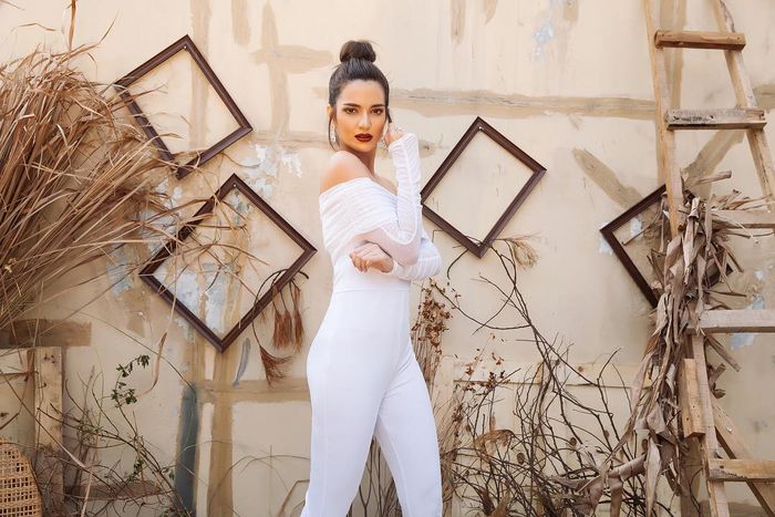 3 Model Gaya Rambut Hair Bun Ala Nia Ramadhani yang Mudah Untuk Ditiru - Klasik Hair Bun (instagram.com/ramadhaniabakrie )