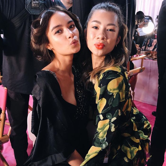 Jennifer Bachdim dan Kelsey Merritt