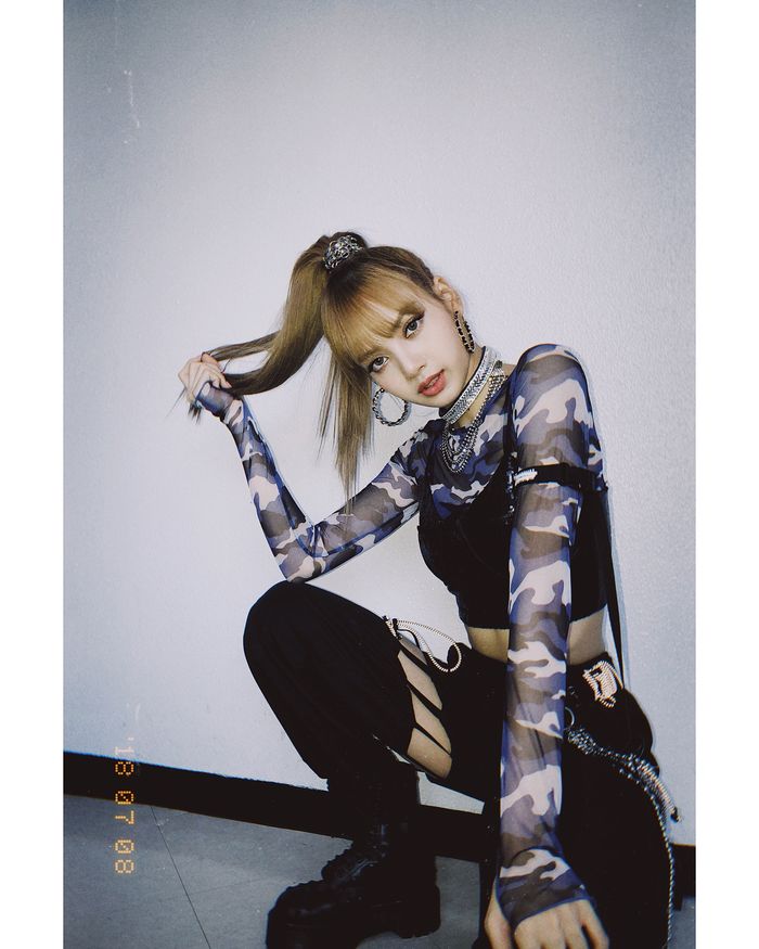Lisa BLACKPINK