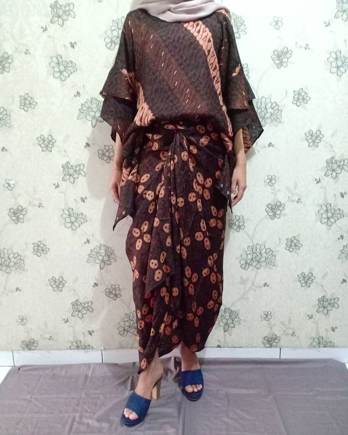 rekomendasi batik hijab untuk kondangan
