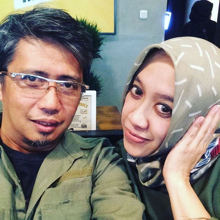 Mantan Suami Mulan Jameela dan istrinya