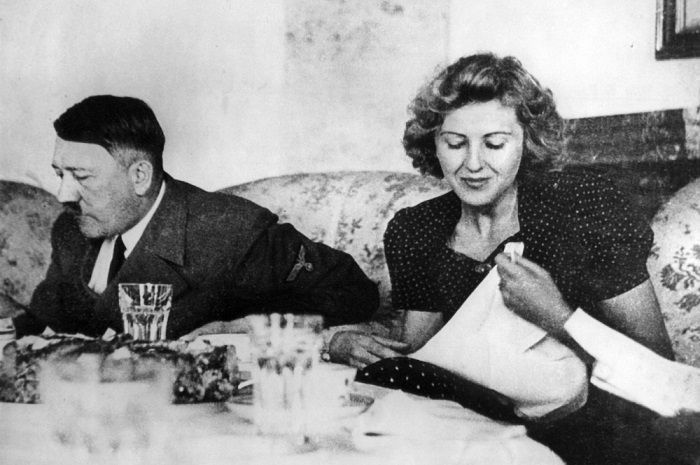 Hitler dan istrinya, Eva Braun