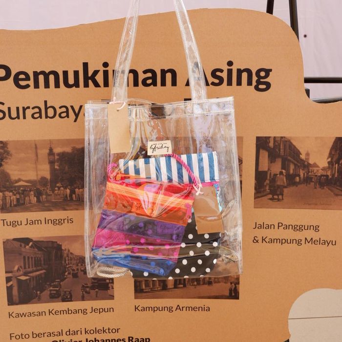 5 Rekomendasi Tote Bag Transparan Kekinian ala Jessica Iskandar