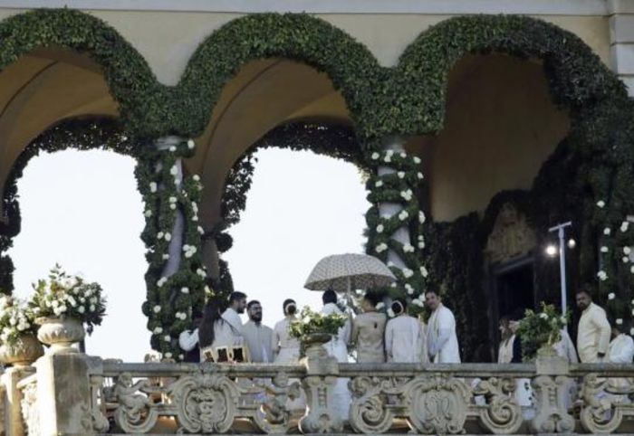 Suasana pernikahan Deepika Padukone dan Ranveer Singh di Danau Como, Italia