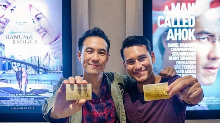 Daniel Mananta dan Arifin Putra saling mendukung dengan nonton film bersama