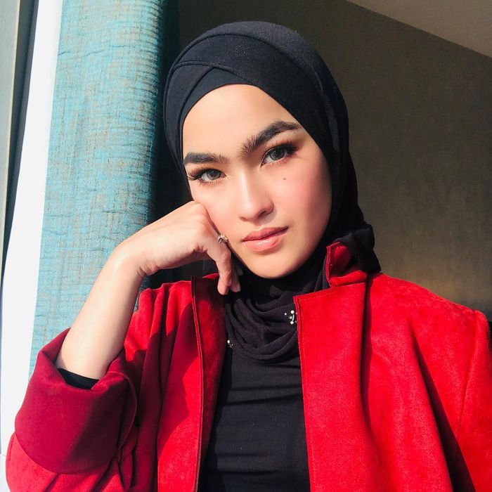 instagram.com/elfiraloy