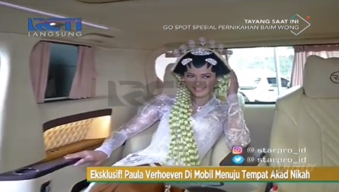 Paula Verhoeven menuju lokasi akad nikah