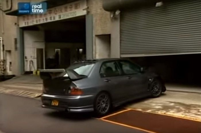 Isi rumah Jackie Chan di Hong Kong