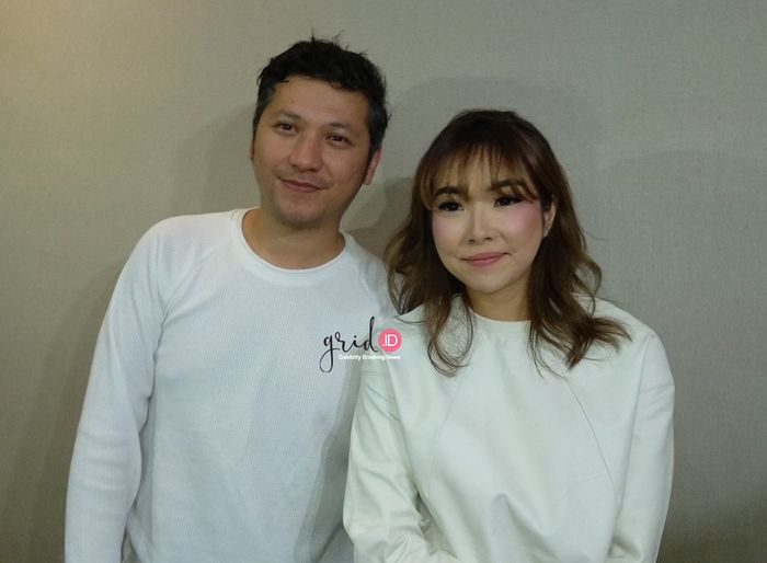 Gading Marten dan Gisella Anastasia menggelar jumpa pers terkait perceraian mereka di kawasan Pakubuwono, Jakarta Selatan, Rabu (28/11/2018).