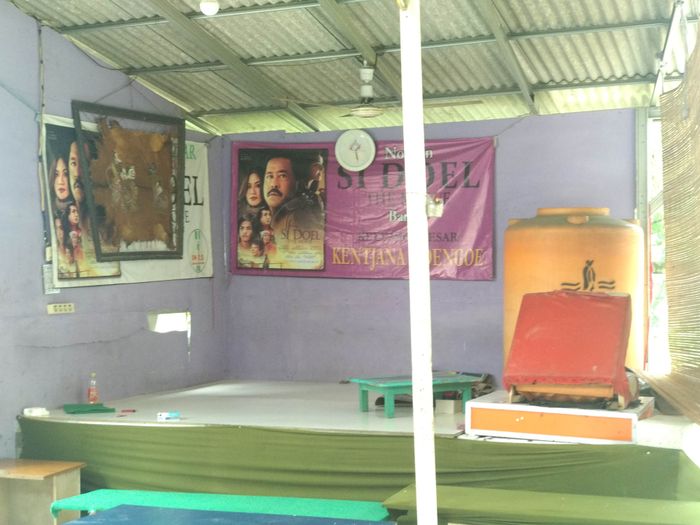 Kediaman Aminah Cendrakasih (Mak Nyak) di kawasan Ciledug.