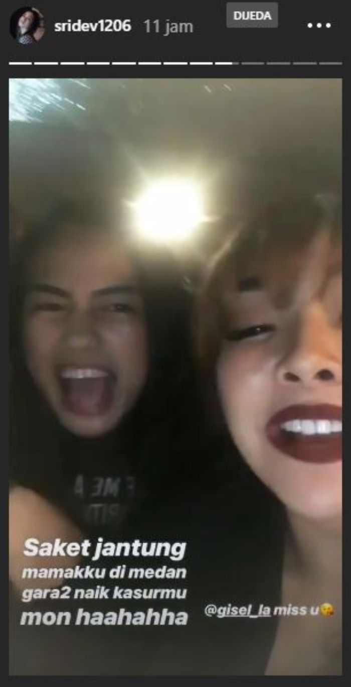 Sri Devi dan Gisella Anastasia