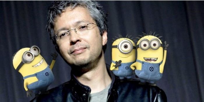 Pierre Coffin, sutradara film Despicable Me 2, bersama karakter Minions.
