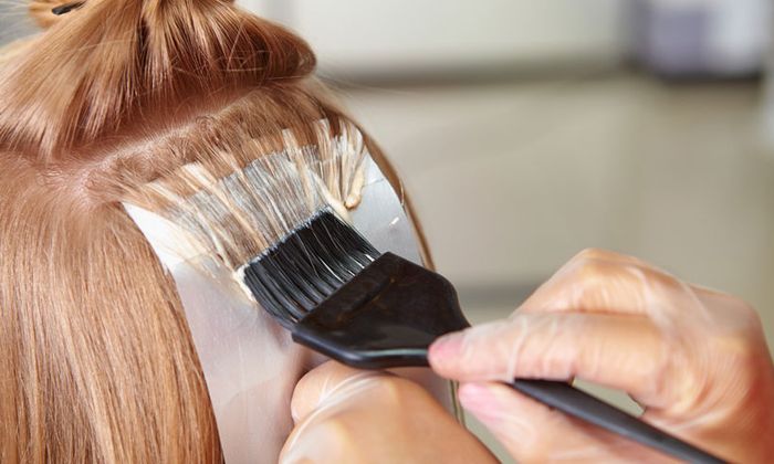 mewarnai rambut
