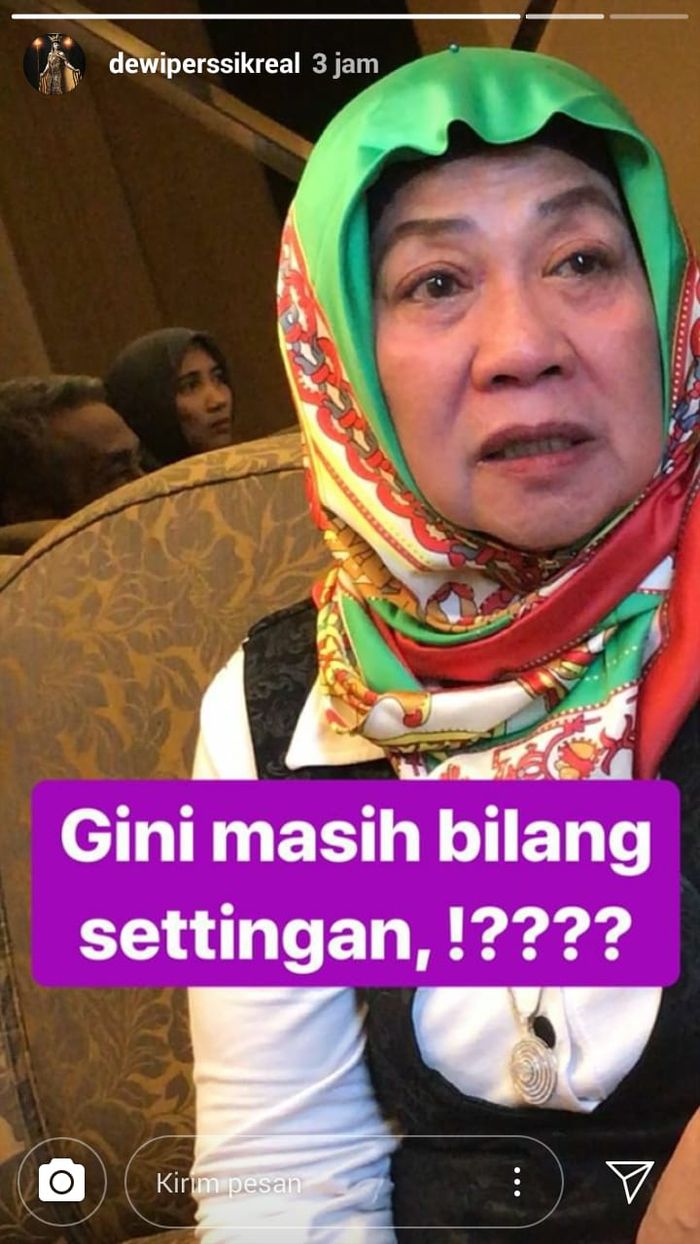 Dewi Perssik beri bukti konflik dengan Meldi bukan settingan.
