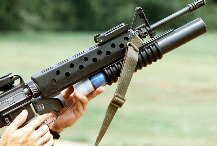 Pelontar Granat M203