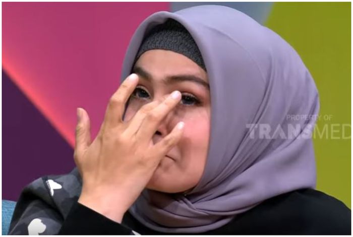 Istri Uya Kuya, Astrid Kuya Menangis Mendengar Pesan Menyentuh dari Putrinya