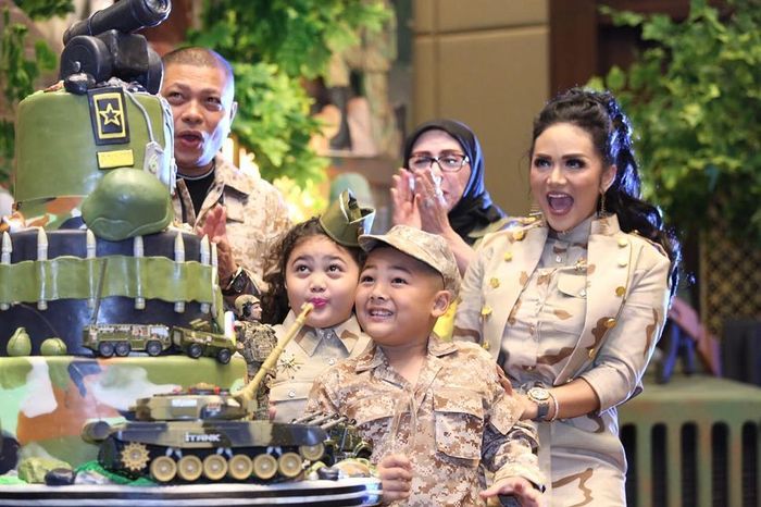 Kado Ulang Tahun Anang dan Ashanty untuk Kellen Lemos, Putra Krisdayanti