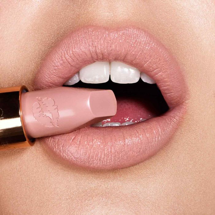 Lipstik nude
