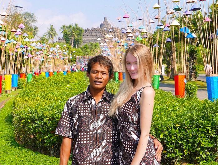foto kebersamaan Polly dan Karna