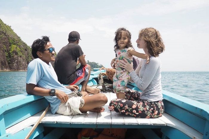 Potret keluarga Bayu Kumbara, pria asal Padang yang nikahi Jennifer, WNA