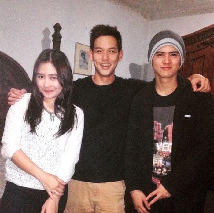 Dekat Gara-gara Adegan Ranjang, Ferly Putra Brondong Andi Soraya Kini Jadi Kader Partai