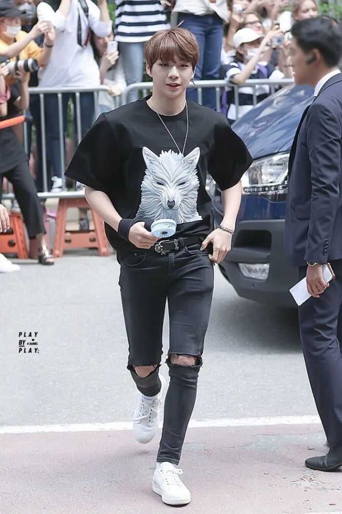 Kang Daniel Wanna One