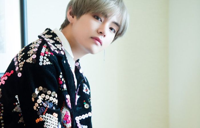 V BTS