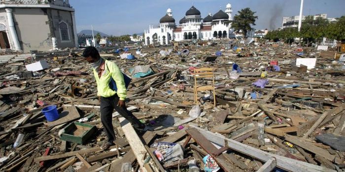 Ilustrasi dampak tsunami Aceh