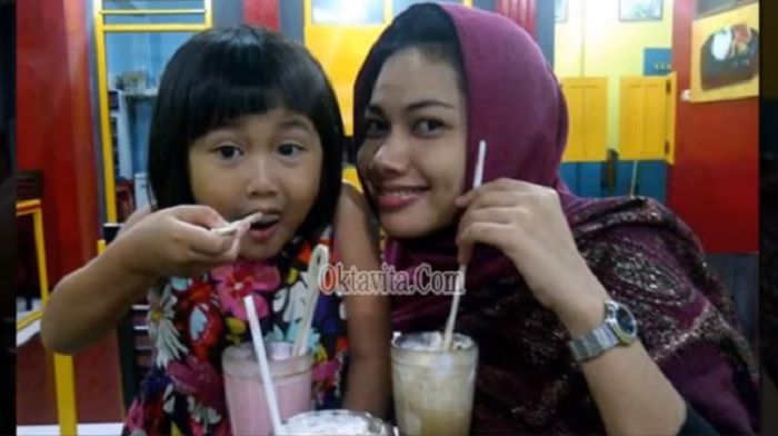 Rania dan Ghea Astrid