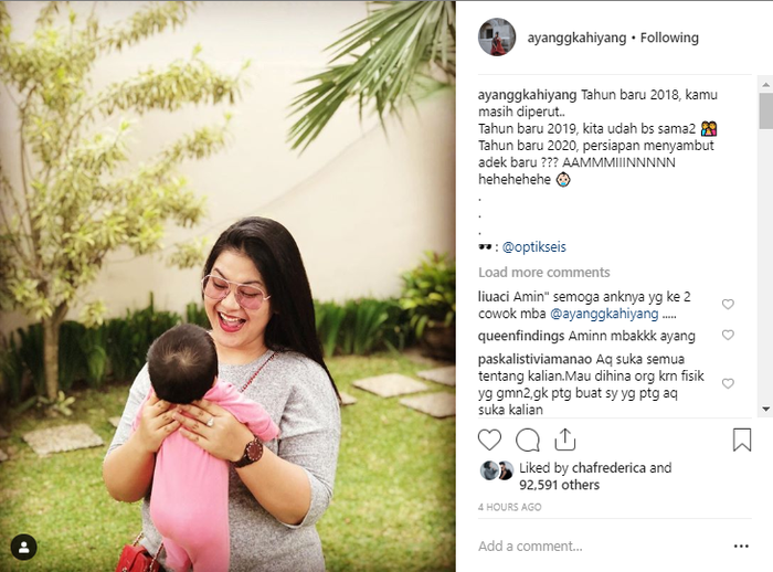 Kesal Karena Dipaksa Lakukan Test Pack, Kahiyang Ayu Hamil Anak Kedua?
