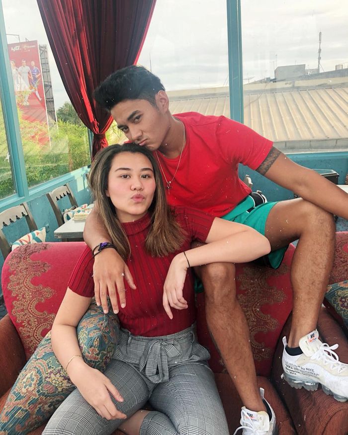 Bukan pacar, ini adalah sepupu Aaliyah Massaid, Aqsa Aswar.