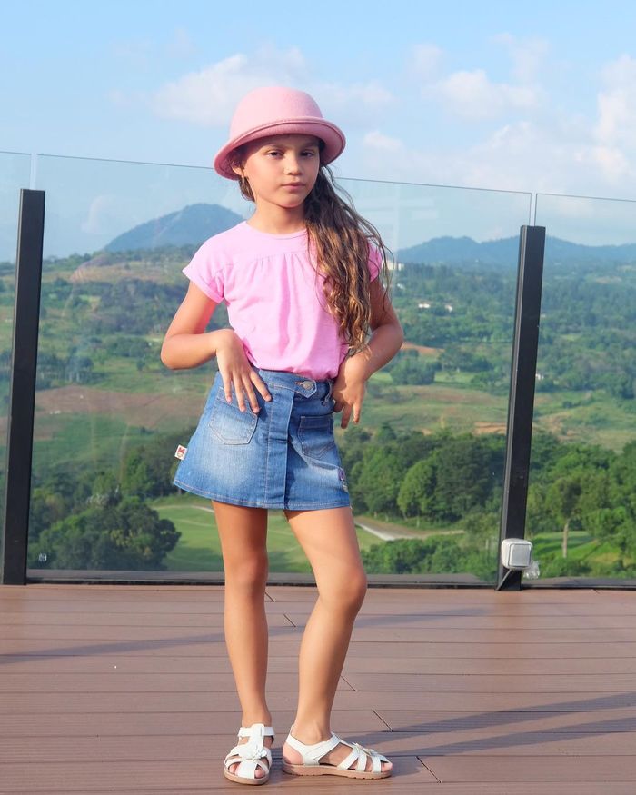 Foto putri Melaney Ricardo, Chloe Valentine Lynch