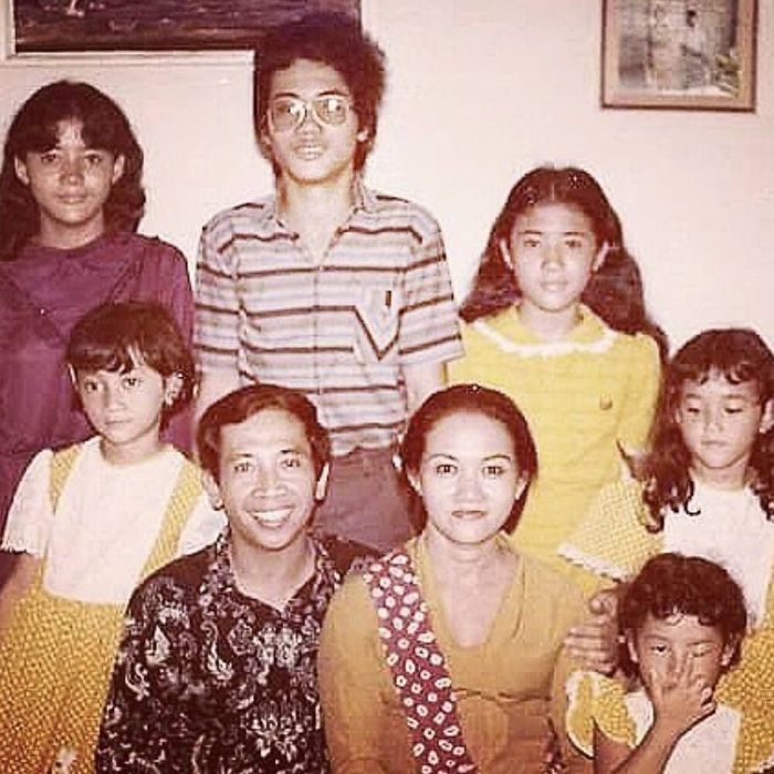 Foto Masa Muda Ibu Maia Estianty, Kusthini