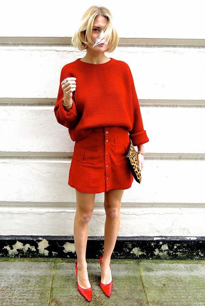 Outfit warna merah