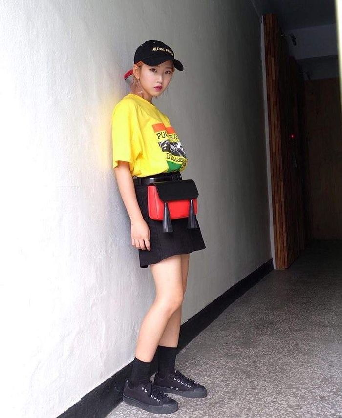 Outfit warna kuning