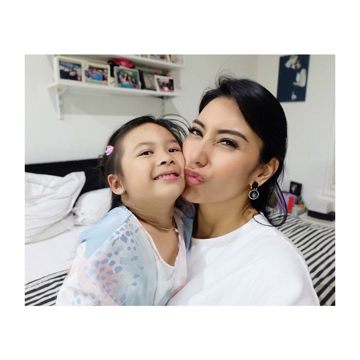 Tyas Mirasih dan Amandine