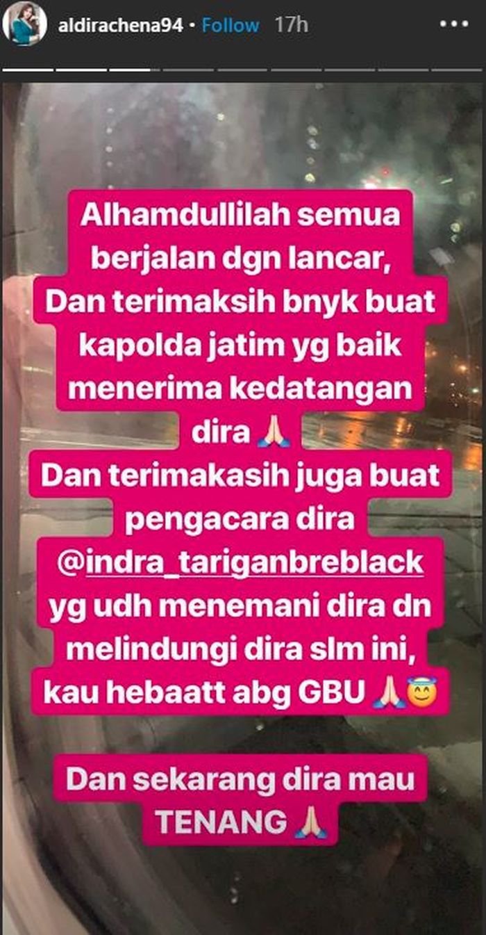 Foto-foto Aldira Chena, Mulus Kulitnya dan Lihat Bagaimana Gaya