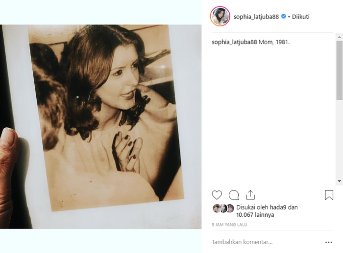 Potret mama dari Sophia Latjuba