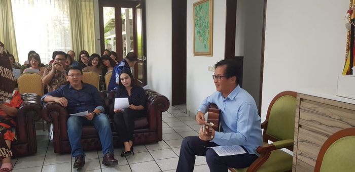 Ahok dan Bripda Puput Nastiti Devi