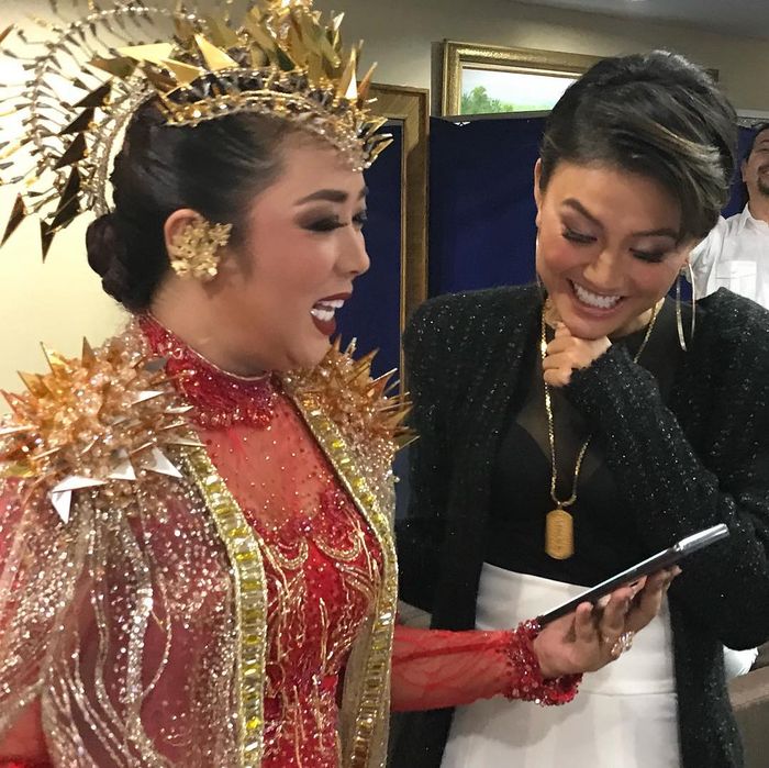Soimah fasih lantunkan lagu Cinta Tak Ada Logika milik Agnez Mo dalam versi Jawa
