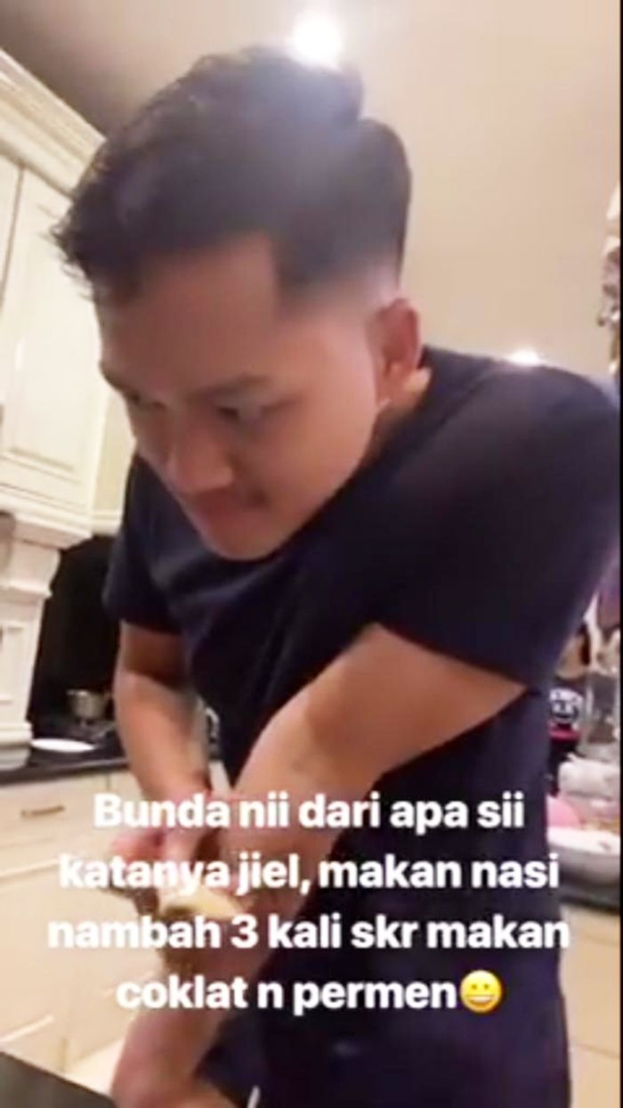 Azriel menegur Ashanty