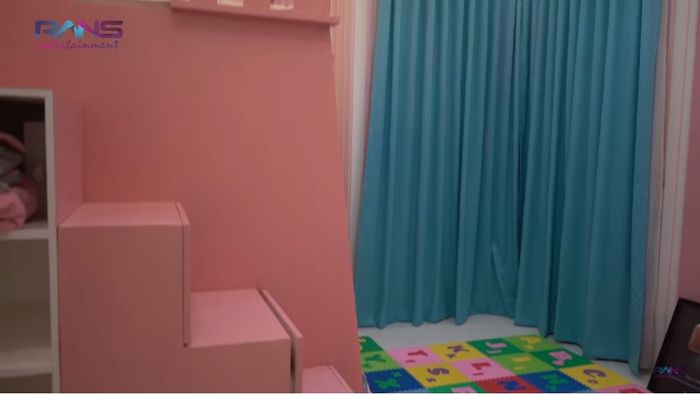 Rumah <a href='https://pontianak.tribunnews.com/tag/ria-ricis' title='Ria Ricis'>Ria Ricis</a>